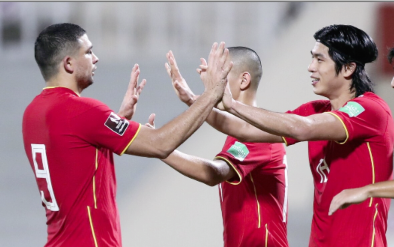 中国足球与沙特足球直播的相关图片