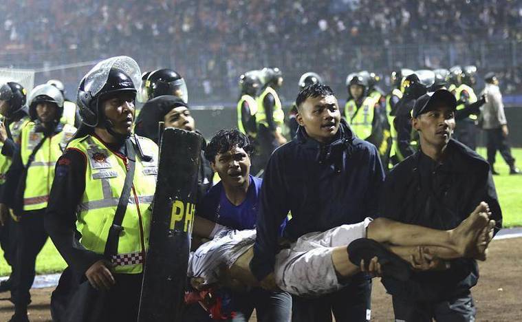 印尼直播足球事件始末的相关图片