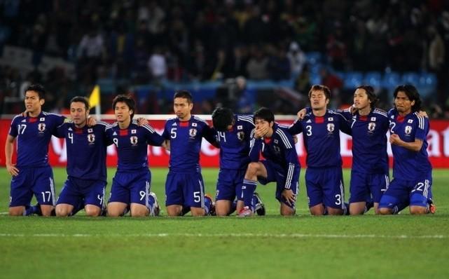 日本对缅甸直播足球的相关图片